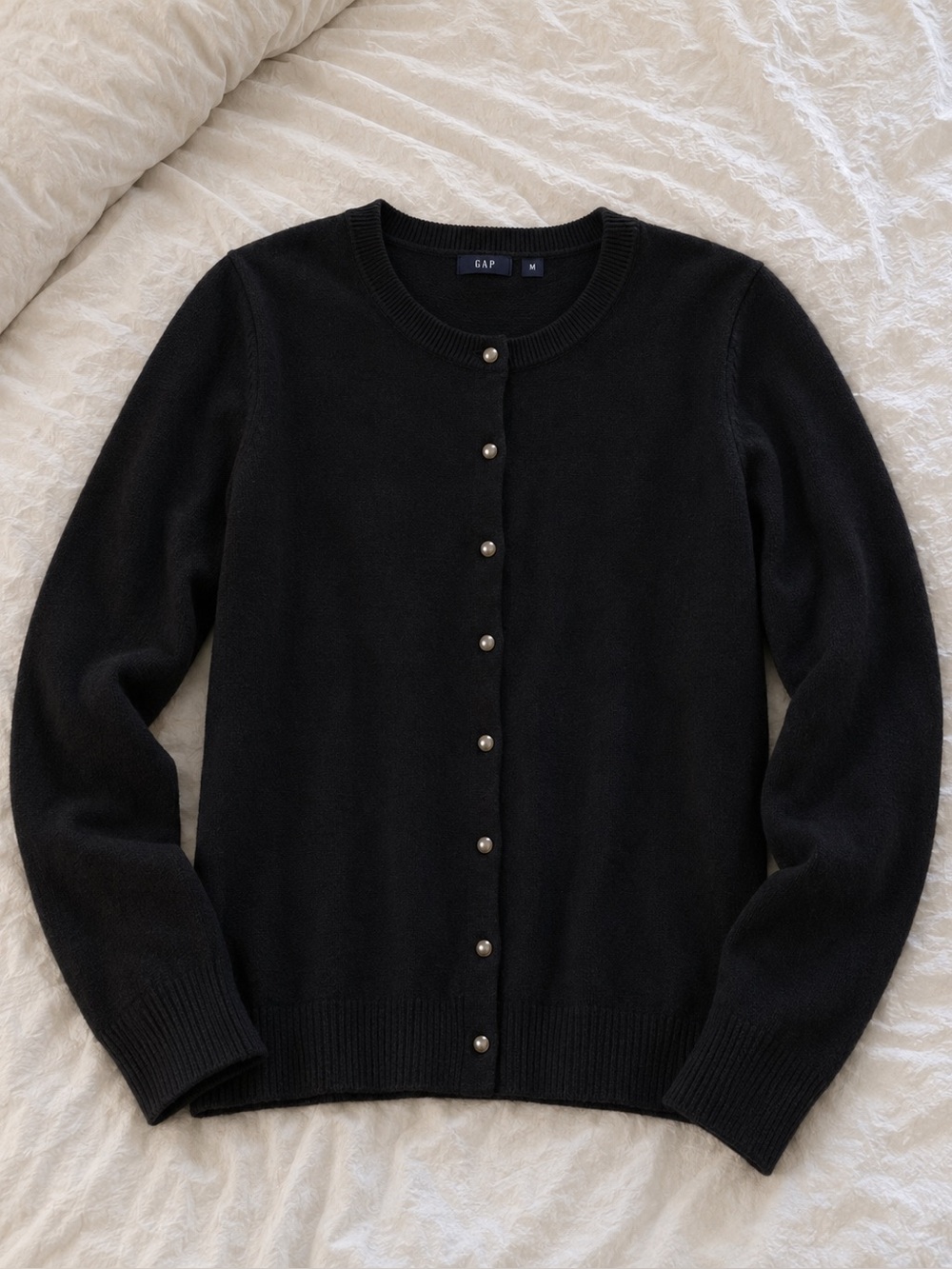GAP Black Button-Front Crew Cardigan Sz M